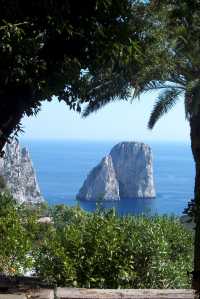 faraglioni capri